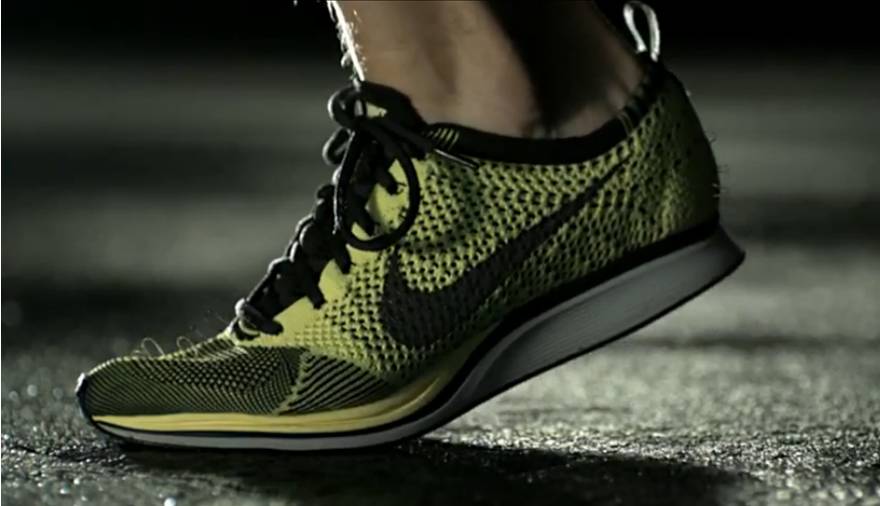 Nike flirtear con el minimalismo: Nike