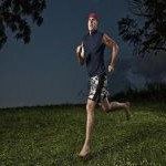 Christopher McDougall correr descalzo o con zapatillas minimalistas